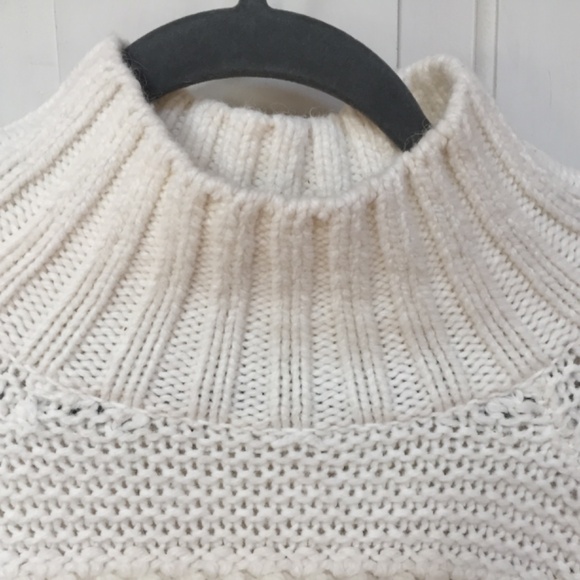 Lou & Grey Cream Turtleneck Sweater - Picture 4 of 16